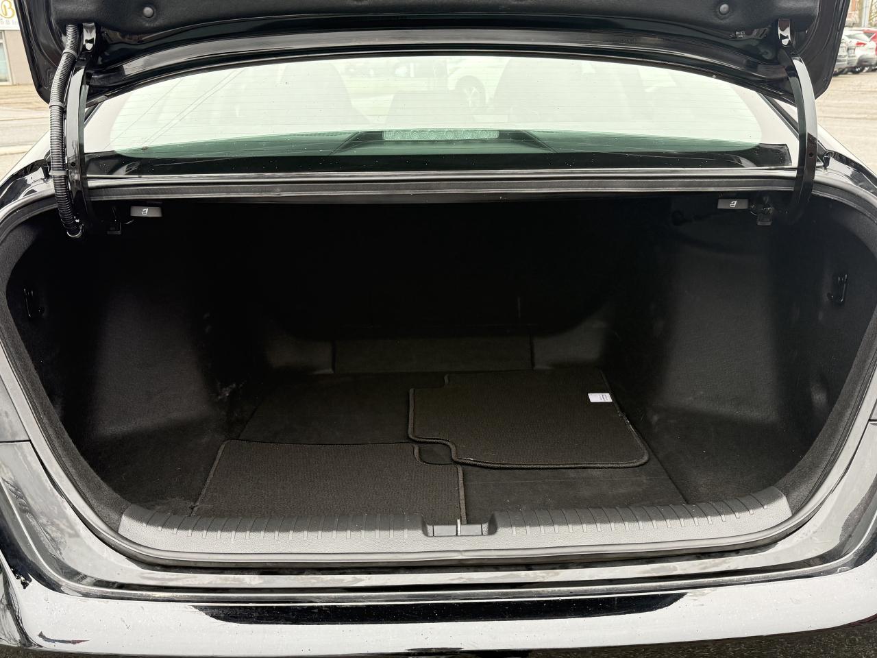 2023 Honda Accord Sedan No Accident l EX l One Owner l Honda Warranty l Photo