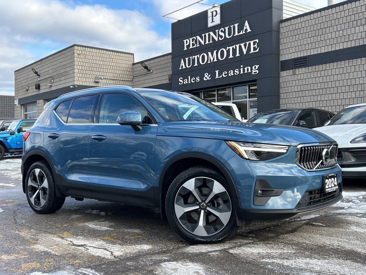 2024 Volvo XC40 B5 AWD PLUS-BRIGHT THEME,PANOROOF,CARPLAY,NAVI Photo0