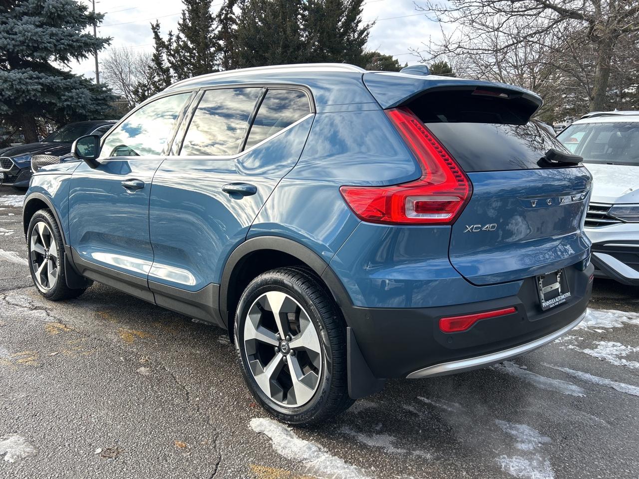 2024 Volvo XC40 B5 AWD PLUS-BRIGHT THEME,PANOROOF,CARPLAY,NAVI Photo