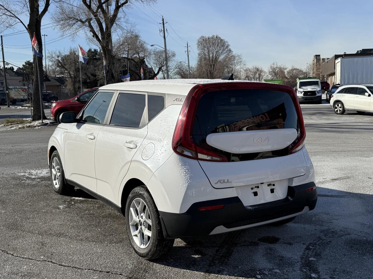 2022 Kia Soul EX I IVT I KIA WARRANTY I 2.0L I 4CYL I FWD Photo