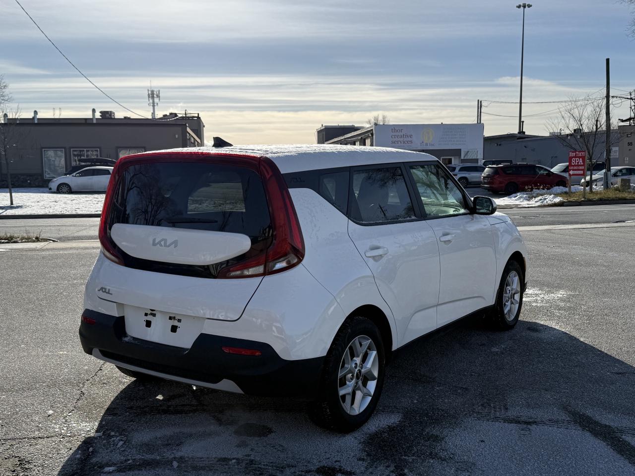 2022 Kia Soul EX I IVT I KIA WARRANTY I 2.0L I 4CYL I FWD Photo