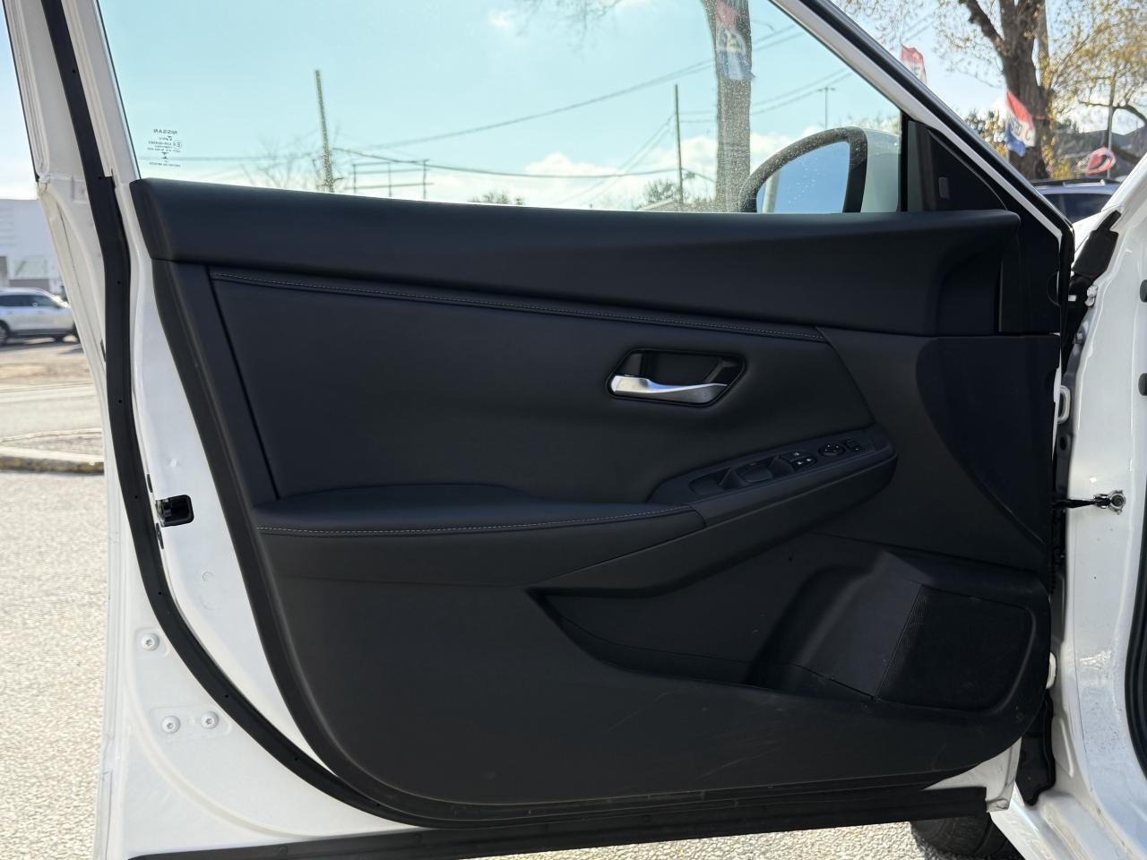 2023 Nissan Sentra No Accident l SV l One Owner l Nissan Warranty l Photo