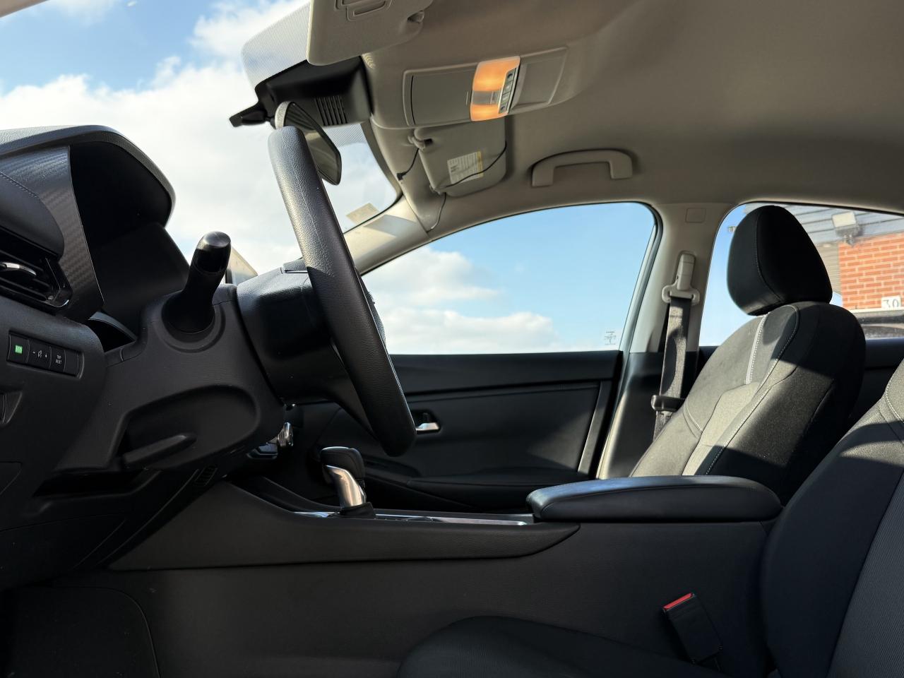 2023 Nissan Sentra No Accident l SV l One Owner l Nissan Warranty l Photo