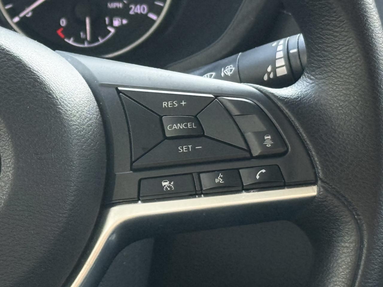 2023 Nissan Sentra No Accident l SV l One Owner l Nissan Warranty l Photo