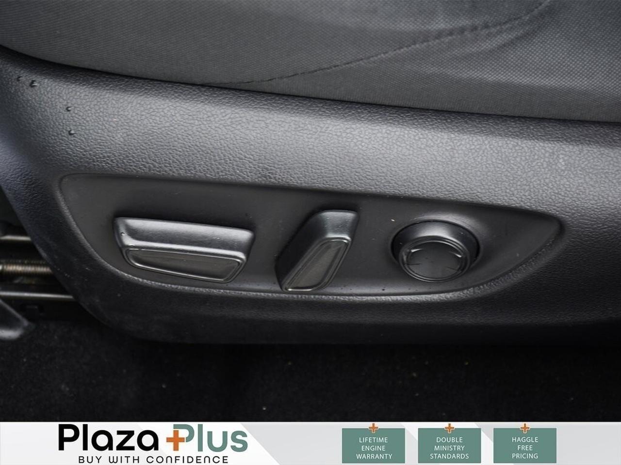 2022 Toyota Venza LE Certified   Loaded   Hybrid   / Certified   Loa Photo