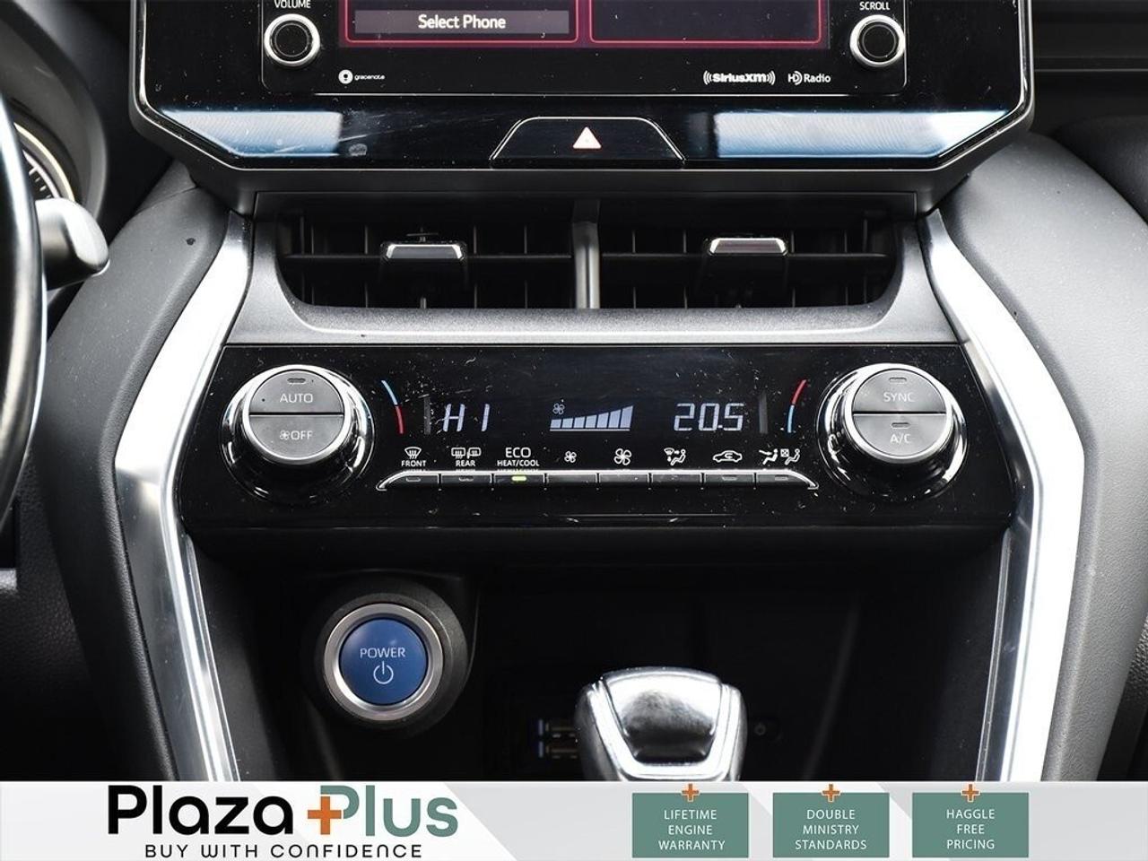 2022 Toyota Venza LE Certified   Loaded   Hybrid   / Certified   Loa Photo