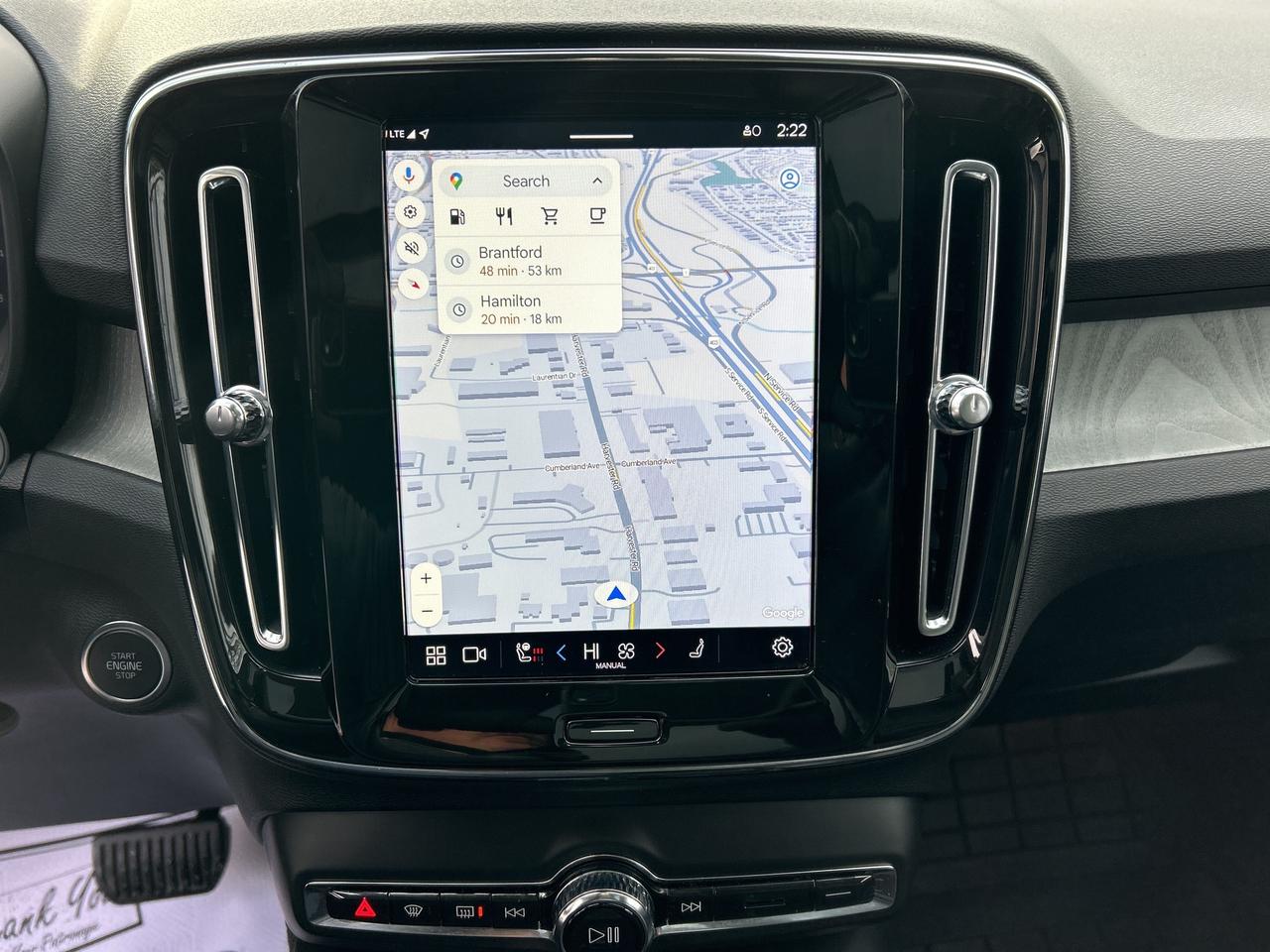 2024 Volvo XC40 B5 AWD PLUS-BRIGHT THEME,PANOROOF,CARPLAY,NAVI Photo