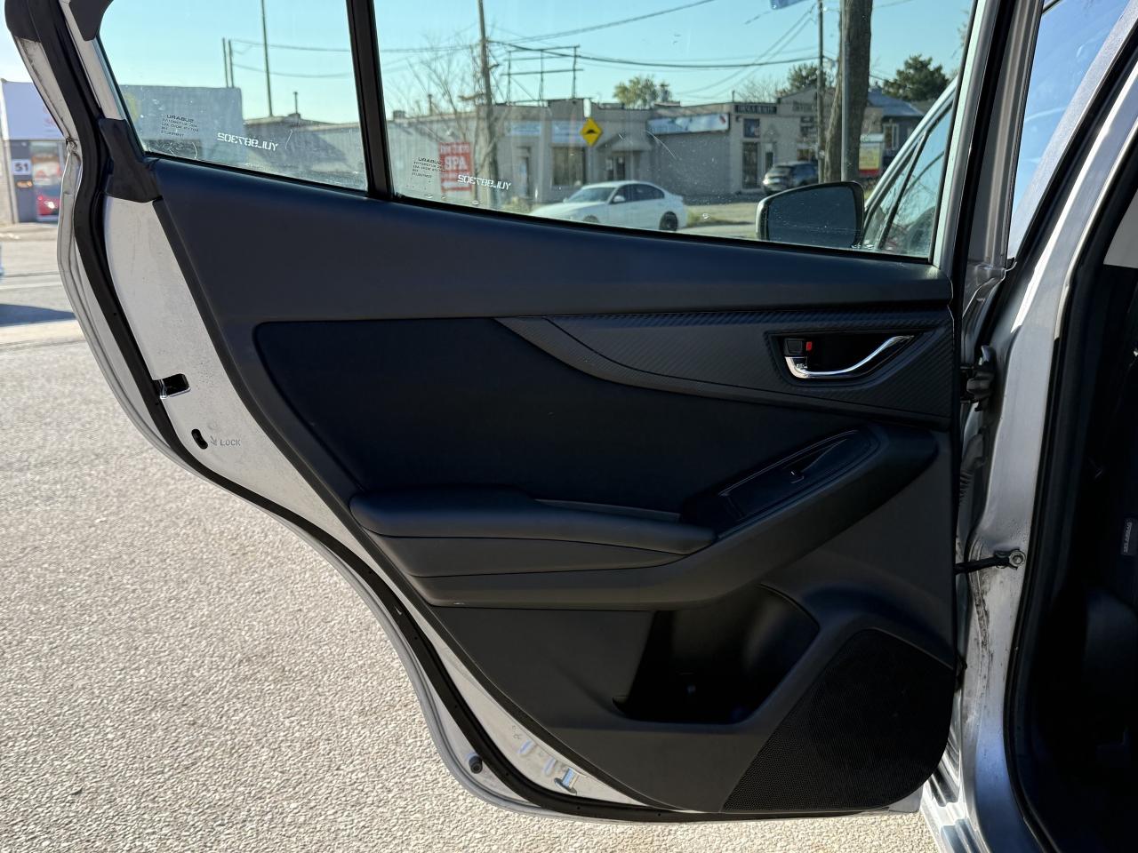 2019 Subaru Impreza TOURING I 2.0 I AUTO I 4CYL I ONE OWNER I Photo