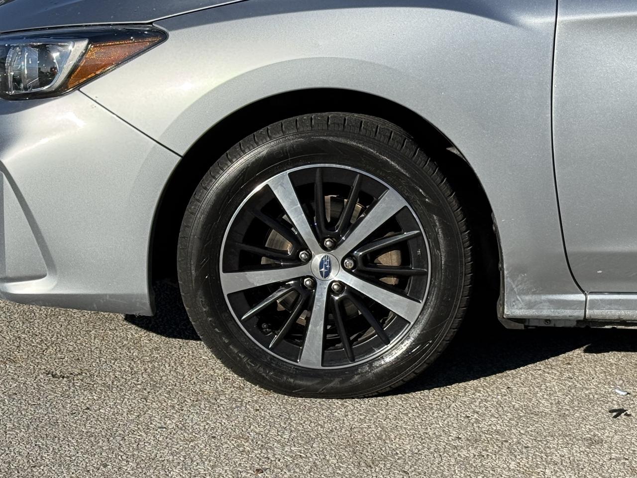 2019 Subaru Impreza TOURING I 2.0 I AUTO I 4CYL I ONE OWNER I Photo