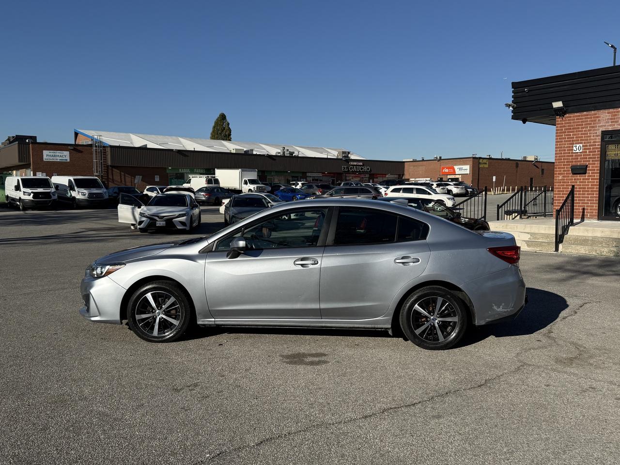 2019 Subaru Impreza TOURING I 2.0 I AUTO I 4CYL I ONE OWNER I Photo