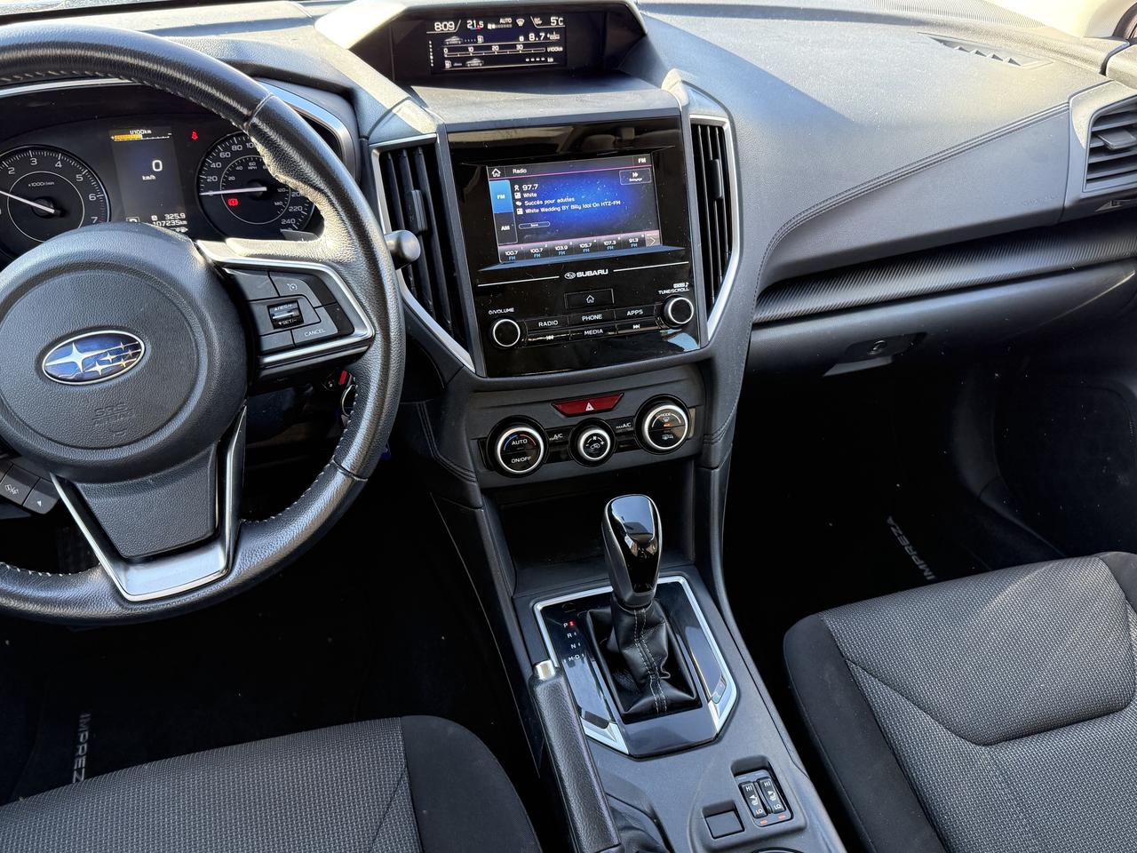 2019 Subaru Impreza TOURING I 2.0 I AUTO I 4CYL I ONE OWNER I Photo