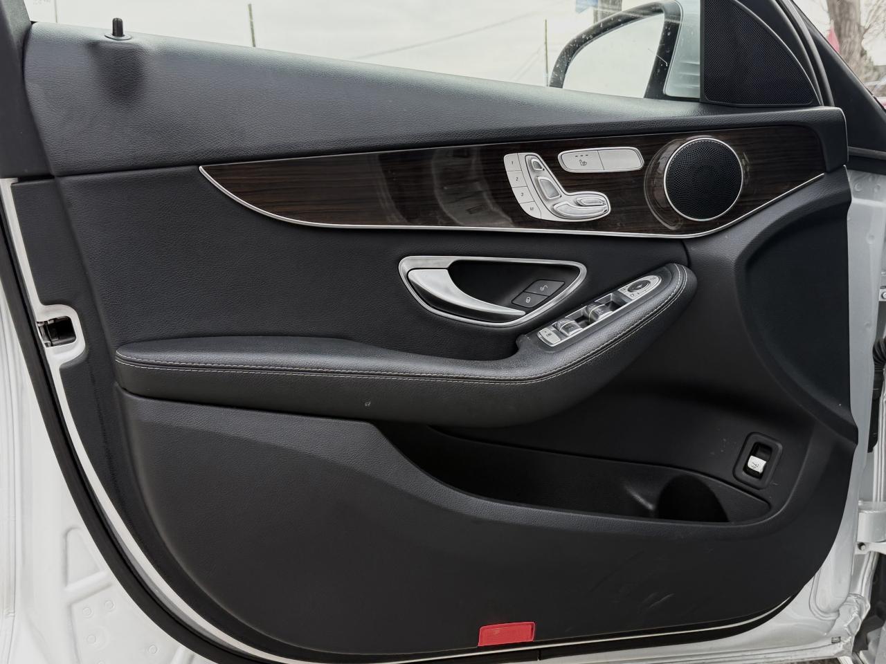 2018 Mercedes-Benz C-Class C 300 l 4MATIC l 18 Service Records l Luxury Pkg Photo