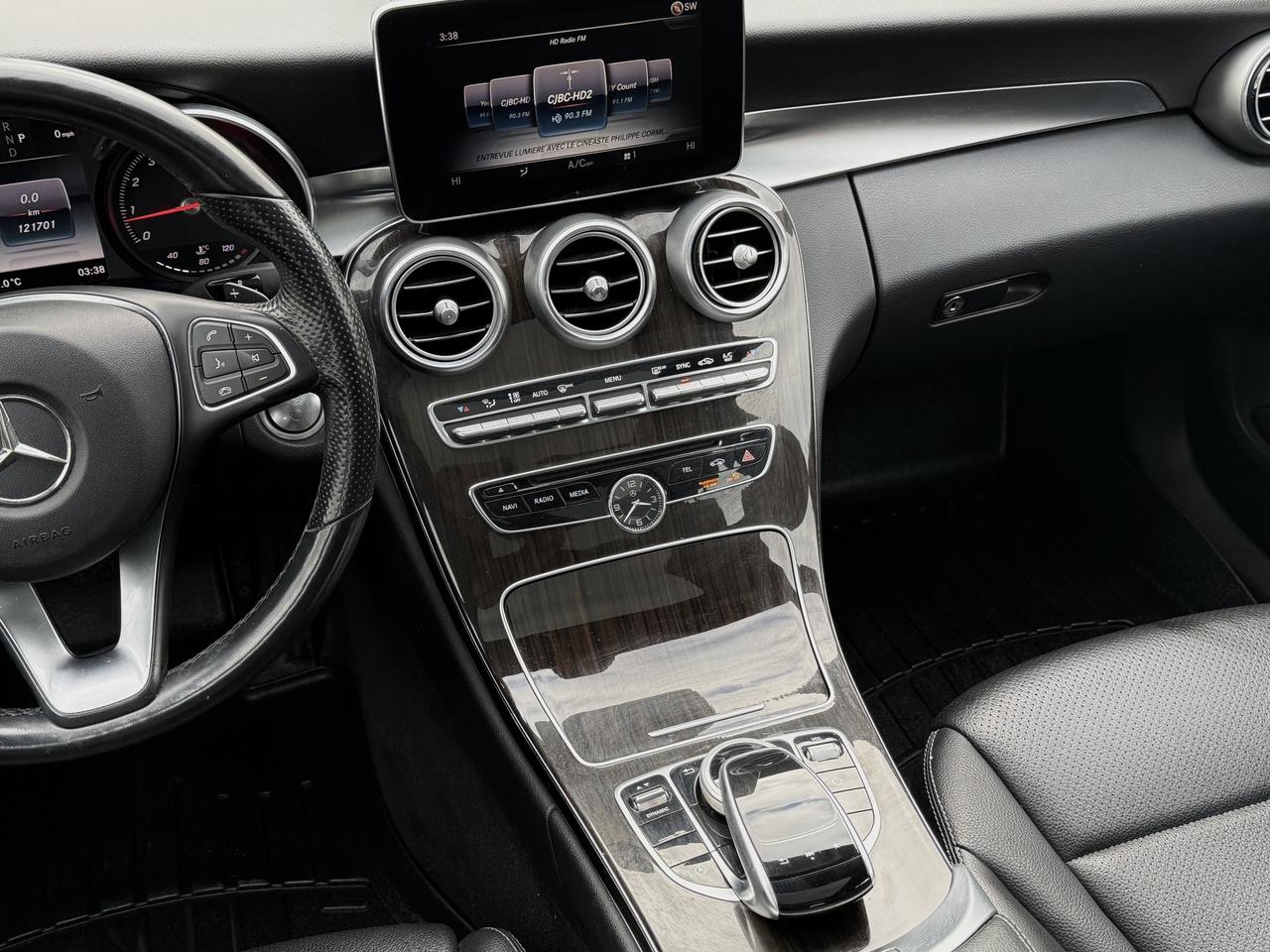 2018 Mercedes-Benz C-Class C 300 l 4MATIC l 18 Service Records l Luxury Pkg Photo