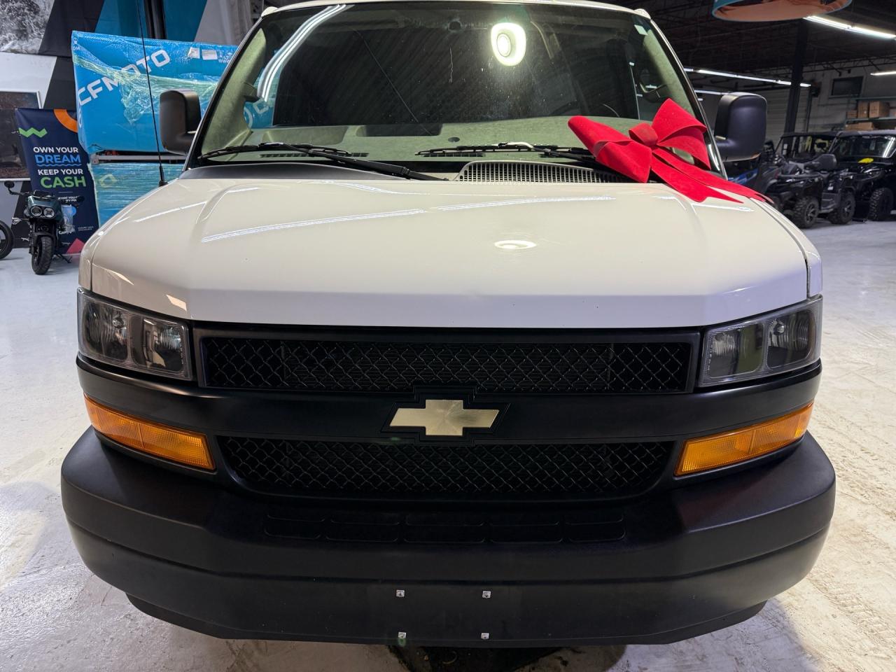 2023 Chevrolet Express 2500 135 V6   NO ACCIDENTS   WARRANTY 2028   SHELV Photo