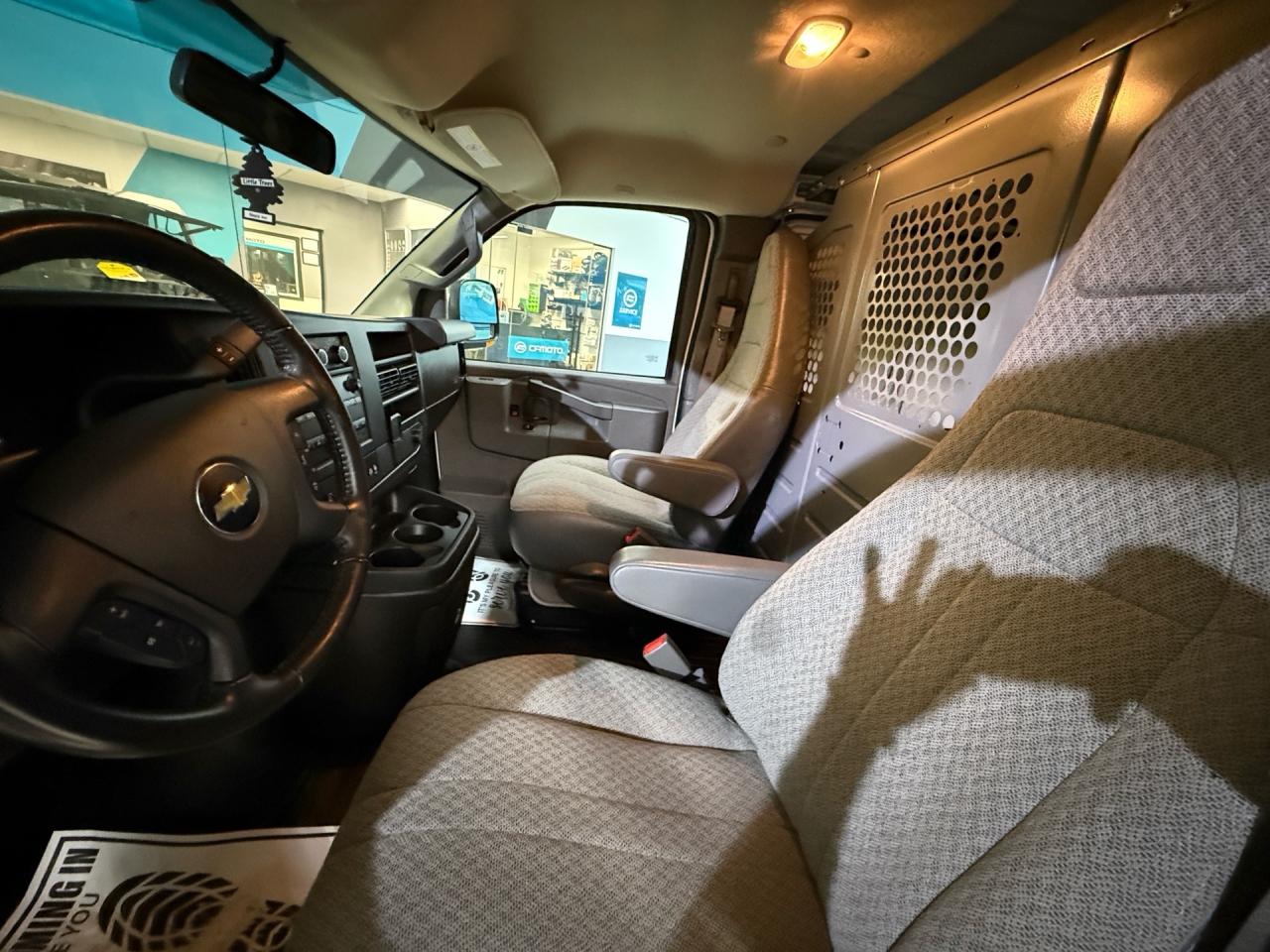 2023 Chevrolet Express 2500 135 V6   NO ACCIDENTS   WARRANTY 2028   SHELV Photo