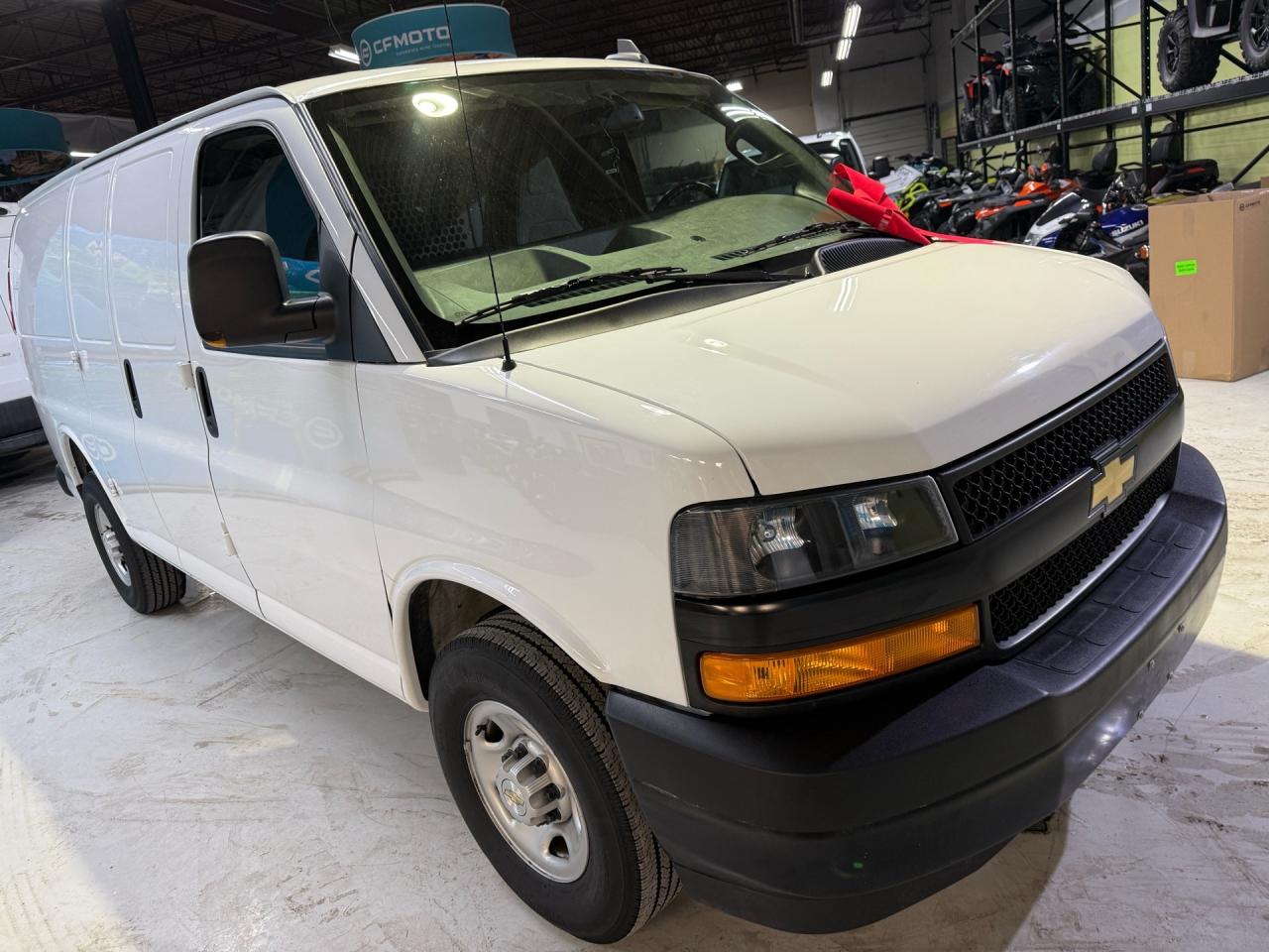 2023 Chevrolet Express 2500 135 V6   NO ACCIDENTS   WARRANTY 2028   SHELV Photo