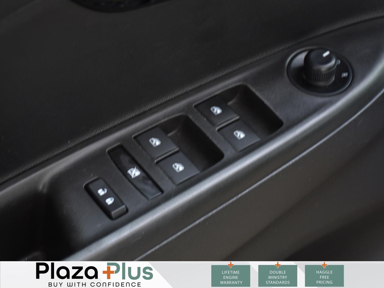 2021 Chevrolet Spark 1LT Certified   Back up camera   Alloy Rims   / Photo