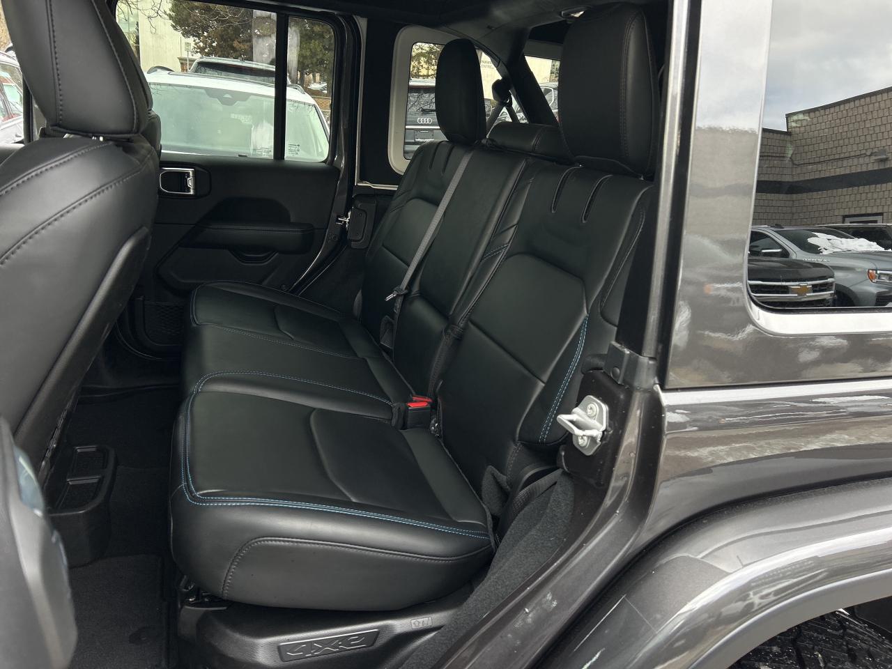 2025 Jeep Wrangler 4xe RUBICON X, PLUG IN HYBRID, TOW GROUP, CARPLAY, NAV Photo