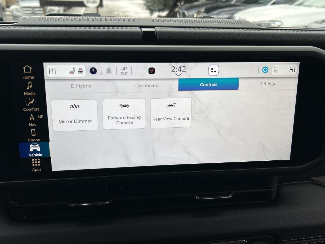 2025 Jeep Wrangler 4xe RUBICON X, PLUG IN HYBRID, TOW GROUP, CARPLAY, NAV Photo