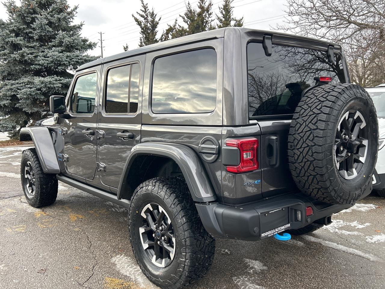 2025 Jeep Wrangler 4xe RUBICON X, PLUG IN HYBRID, TOW GROUP, CARPLAY, NAV Photo