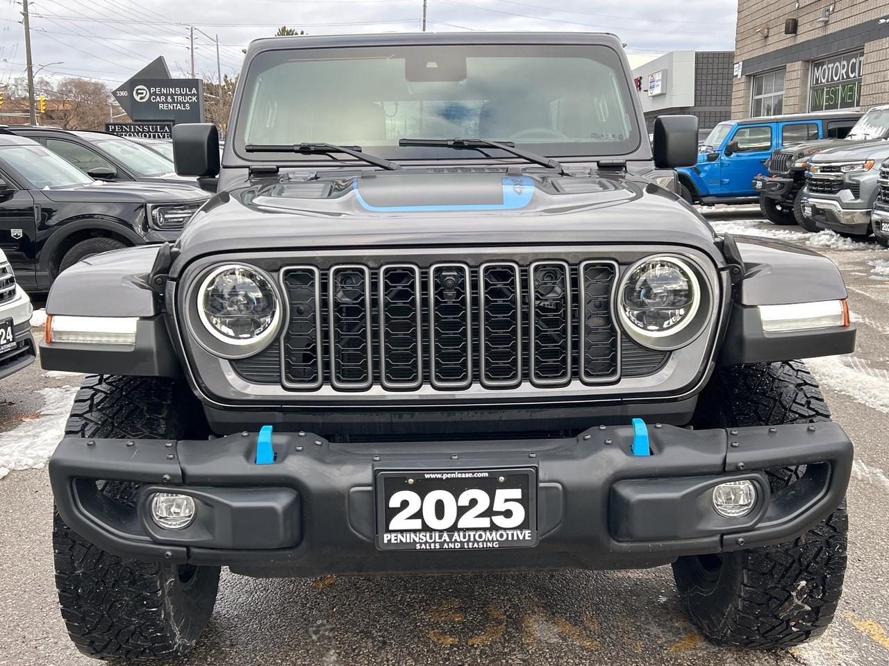 2025 Jeep Wrangler 4xe RUBICON X, PLUG IN HYBRID, TOW GROUP, CARPLAY, NAV Photo