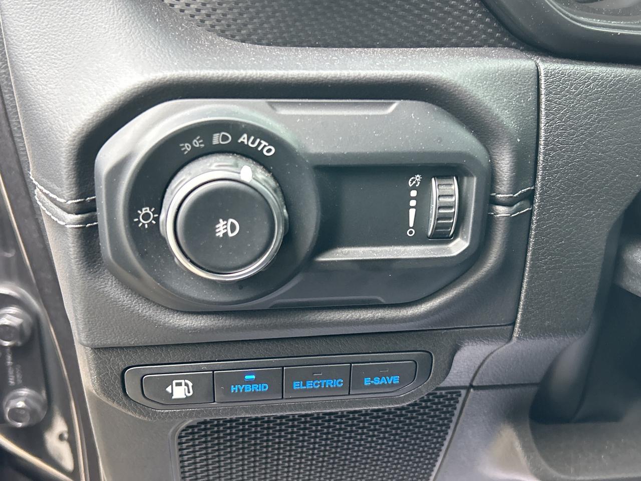 2025 Jeep Wrangler 4xe RUBICON X, PLUG IN HYBRID, TOW GROUP, CARPLAY, NAV Photo