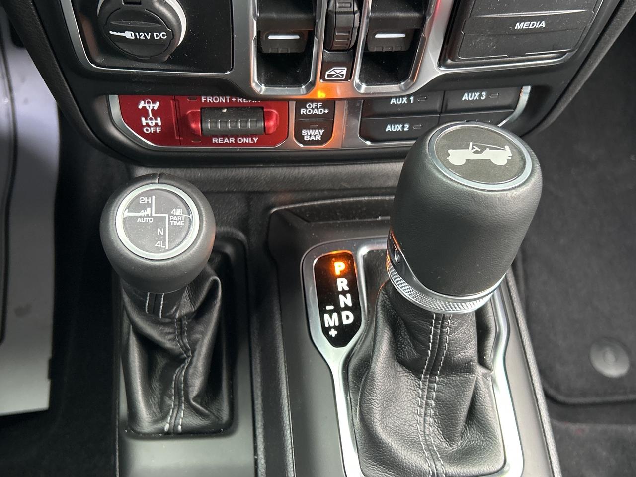 2025 Jeep Wrangler 4xe RUBICON X, PLUG IN HYBRID, TOW GROUP, CARPLAY, NAV Photo