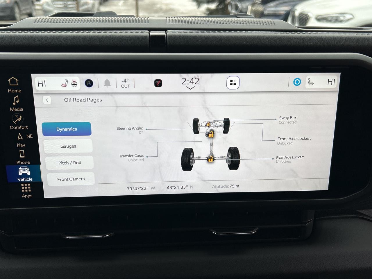 2025 Jeep Wrangler 4xe RUBICON X, PLUG IN HYBRID, TOW GROUP, CARPLAY, NAV Photo