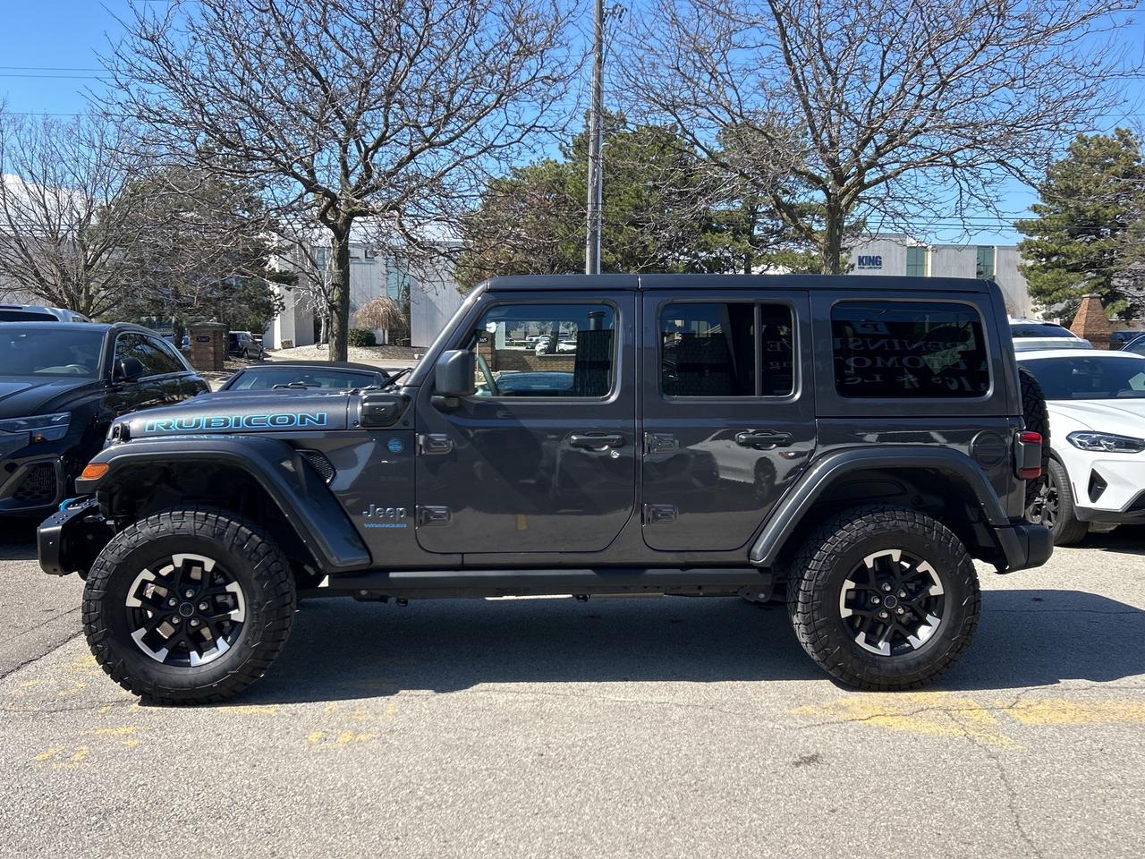 2025 Jeep Wrangler 4xe RUBICON X, PLUG IN HYBRID, POWERBOX, CARPLAY Photo4