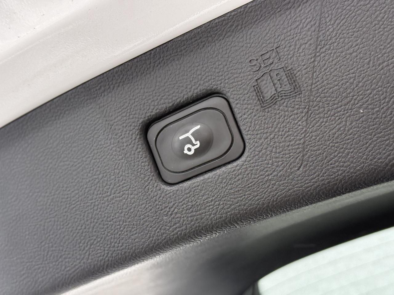 2024 Ford Edge No Accident l SEL l AWD l One Owner l FordWarranty Photo