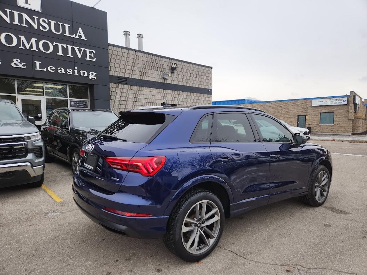 2022 Audi Q3 VORSPRUNG, NEW TIRES, CARPLAY, PANO, BLIND SPOT Photo
