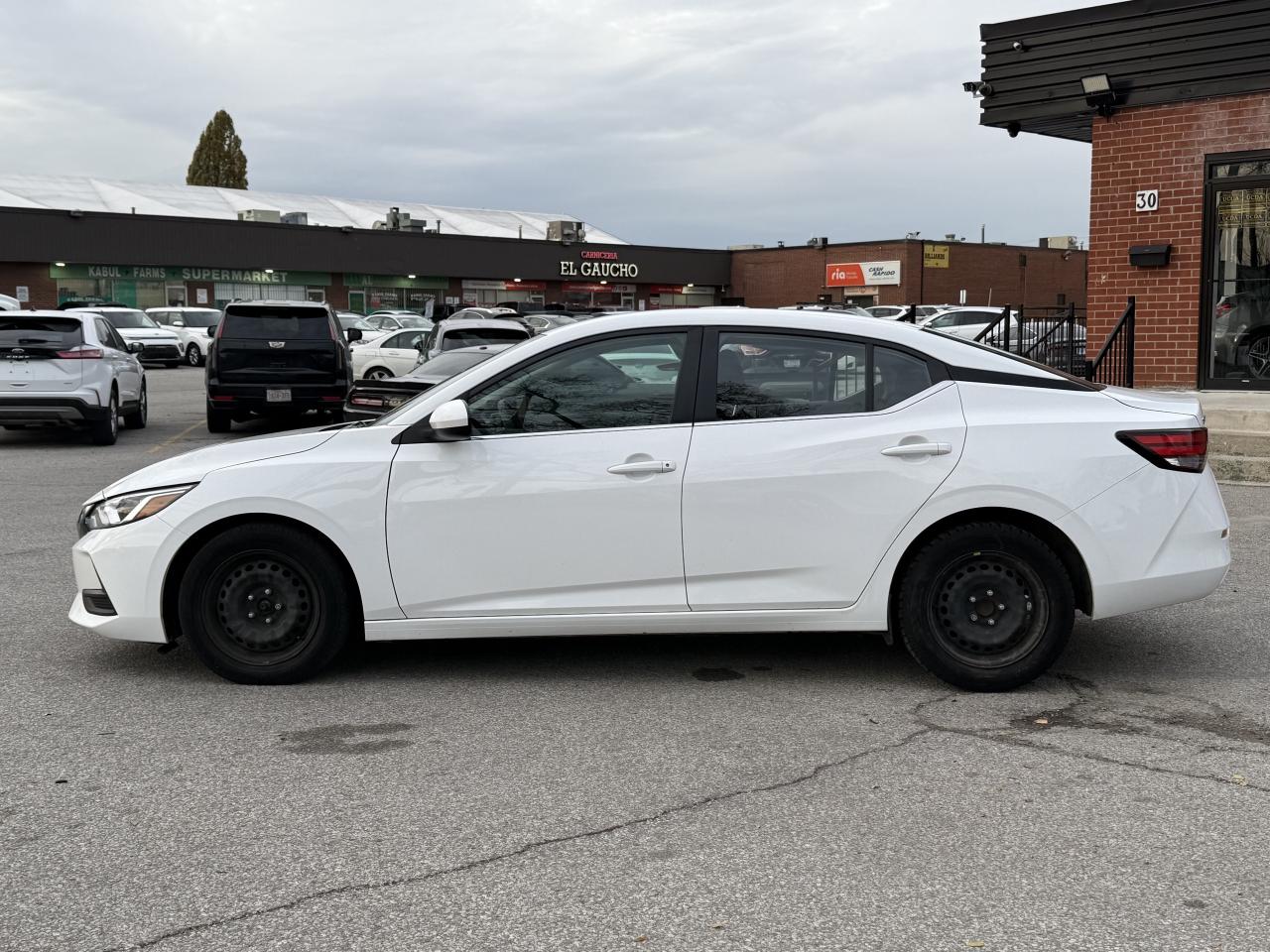 2023 Nissan Sentra No Accidents l S Plus l FWD l 2.0L l 4Cyl Photo4
