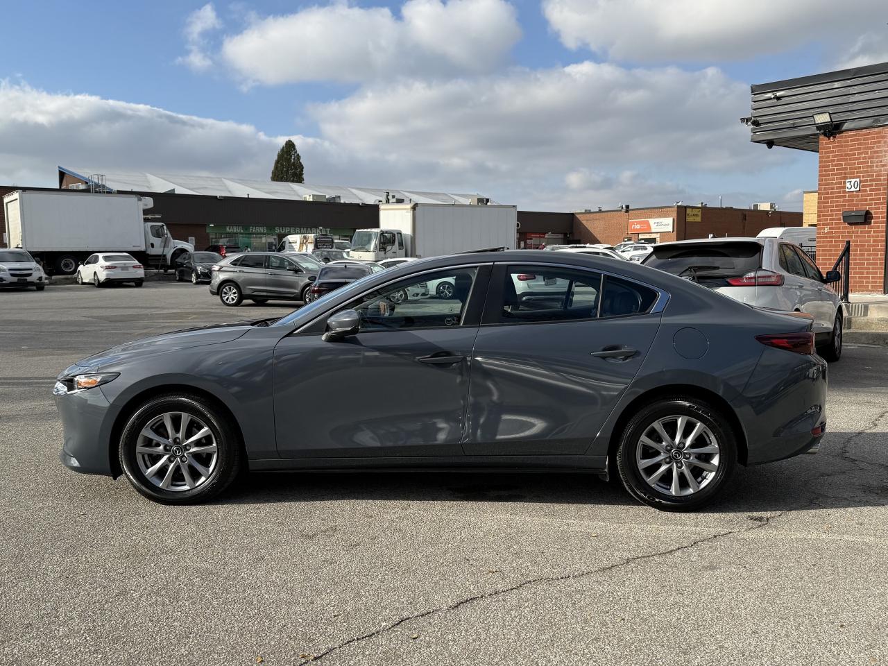 2025 Mazda MAZDA3 No Accidents l Mazda Warranty l One Owner l Photo