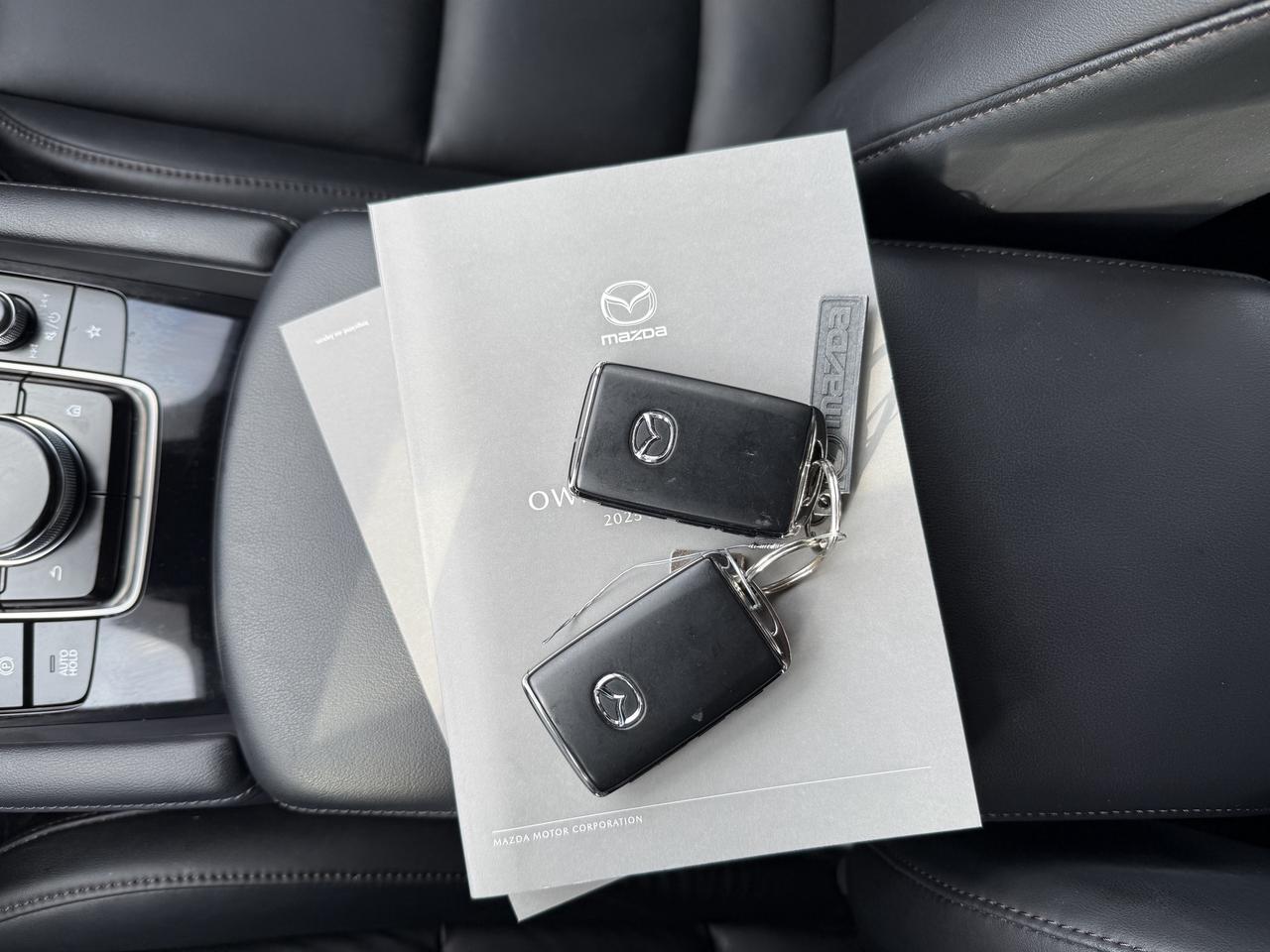 2025 Mazda MAZDA3 No Accidents l Mazda Warranty l One Owner l Photo