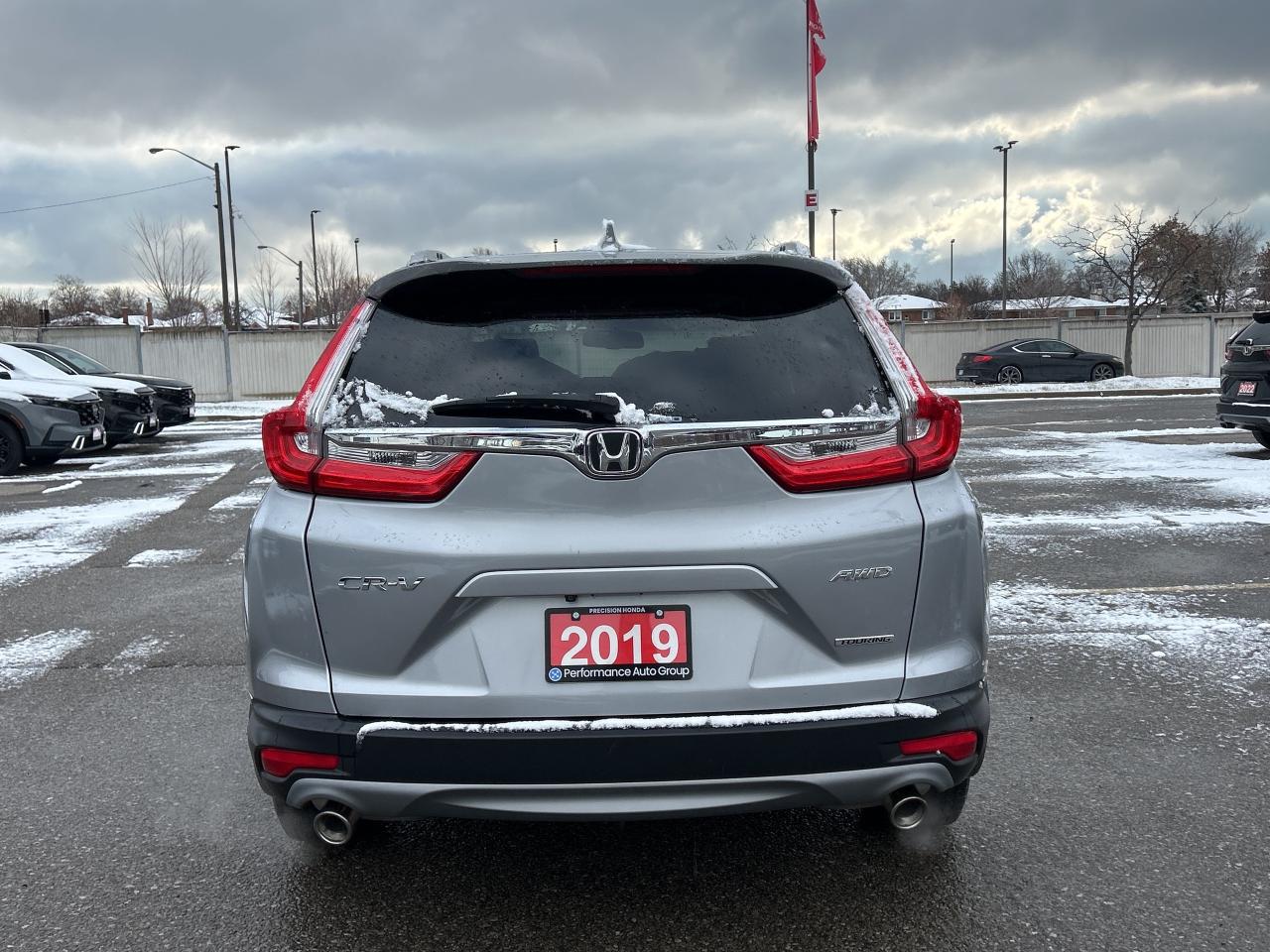 2019 Honda CR-V Touring  Navi  Leather Sunroof  Rear Camera Photo3