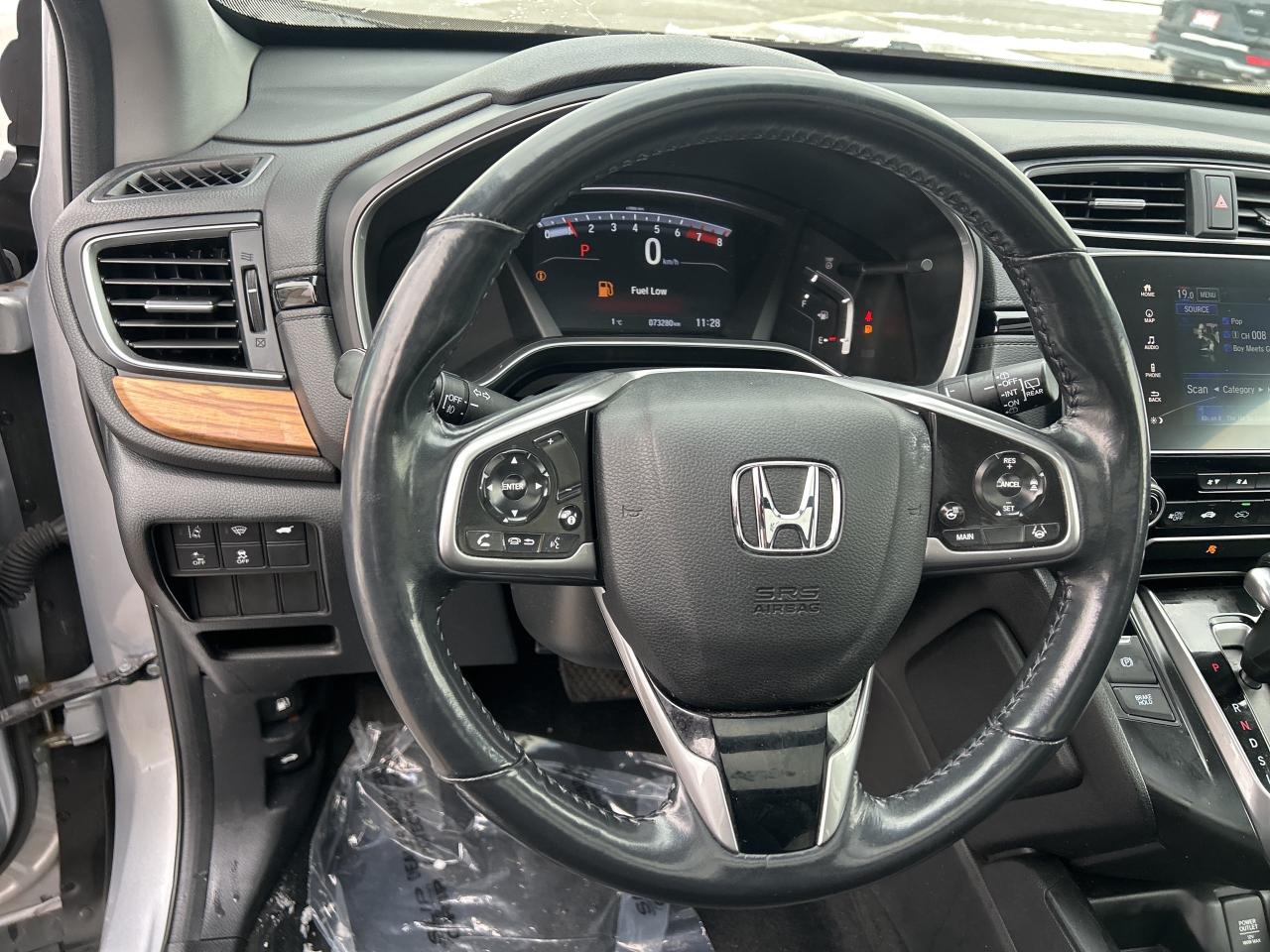 2019 Honda CR-V Touring  Navi  Leather Sunroof  Rear Camera Photo