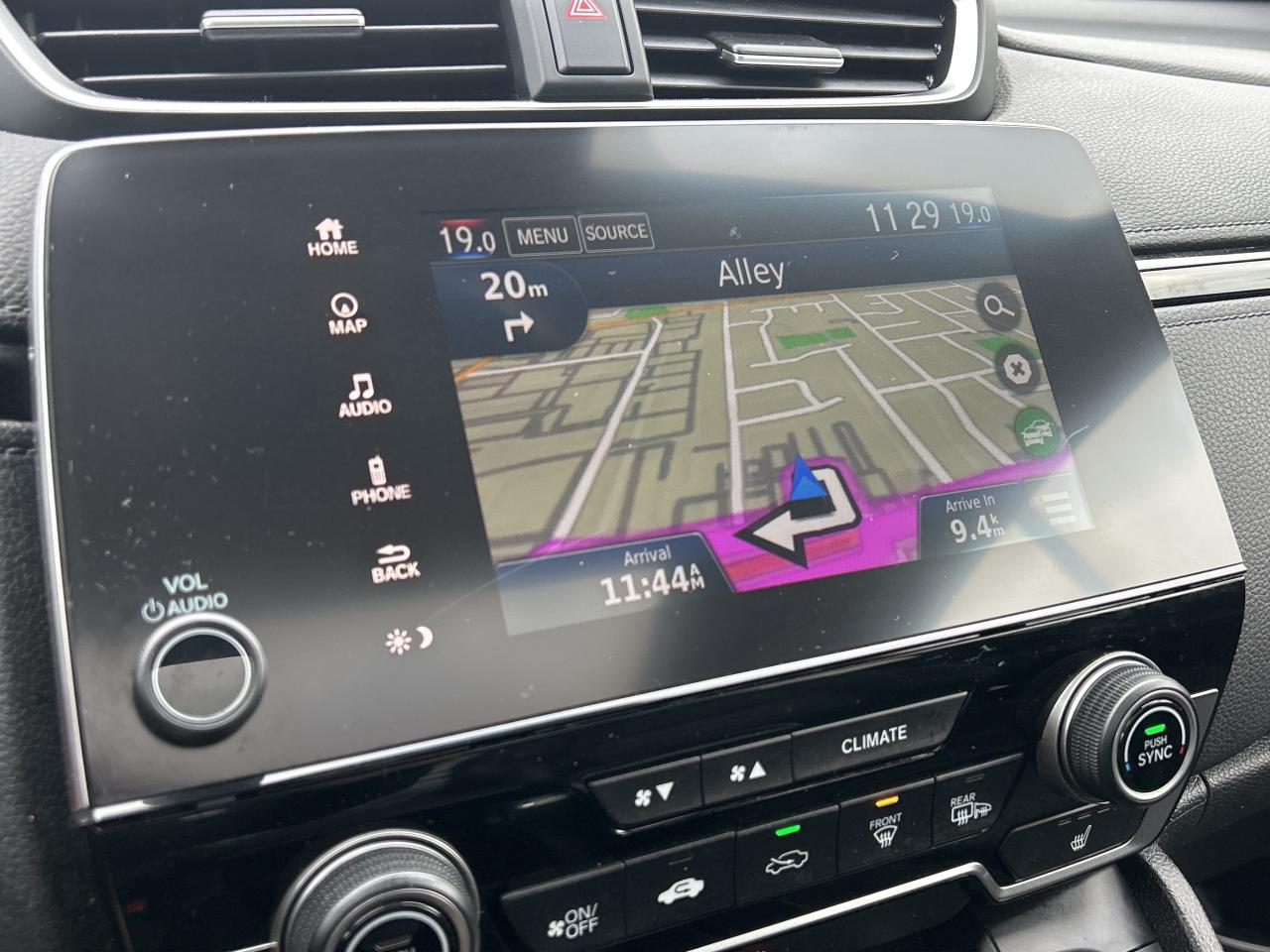 2019 Honda CR-V Touring  Navi  Leather Sunroof  Rear Camera Photo