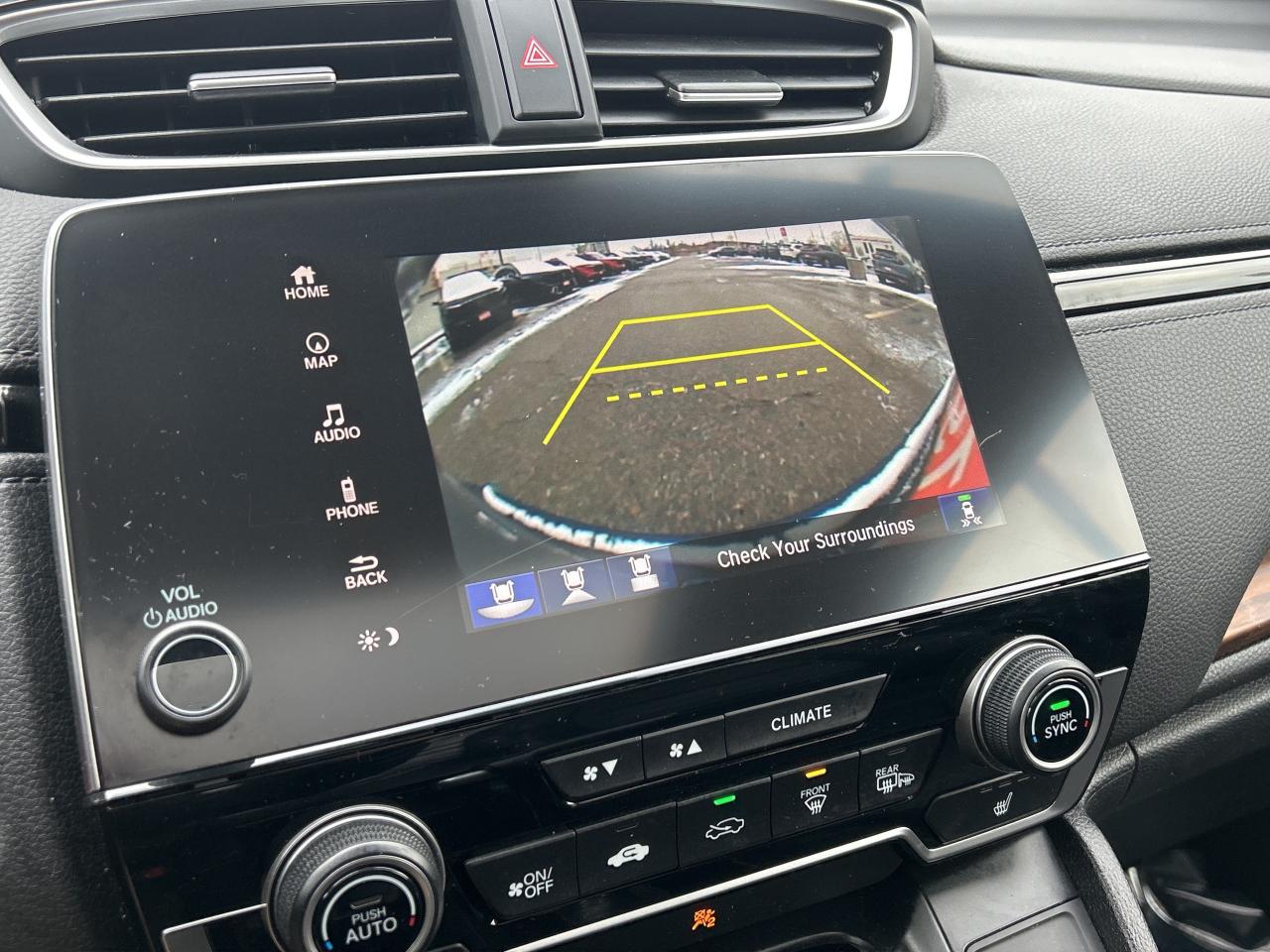 2019 Honda CR-V Touring  Navi  Leather Sunroof  Rear Camera Photo