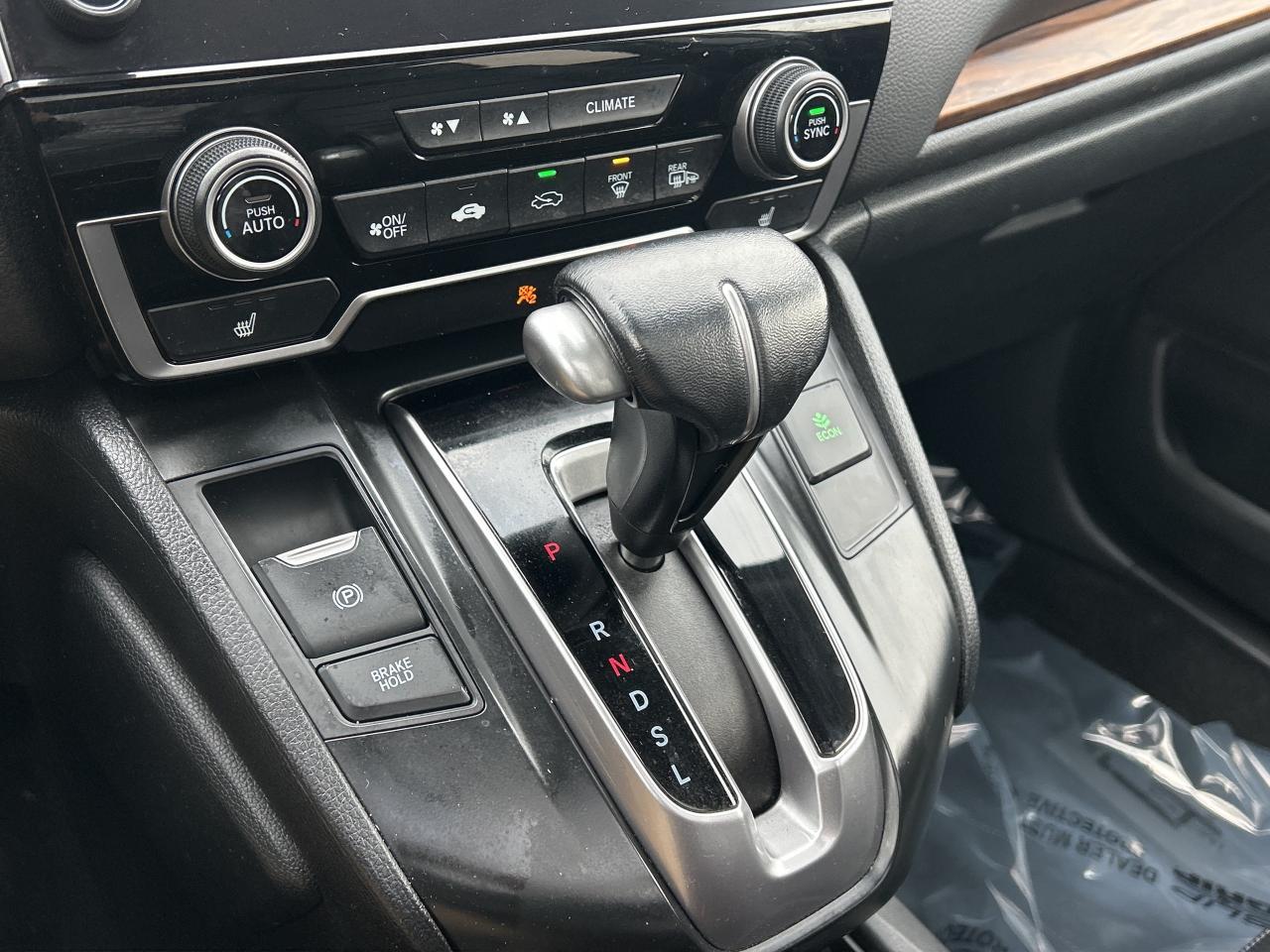 2019 Honda CR-V Touring  Navi  Leather Sunroof  Rear Camera Photo