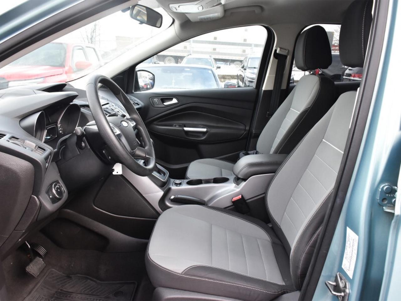 2013 Ford Escape SE   Low Milage   Cruise Control   Keyless Entry Photo