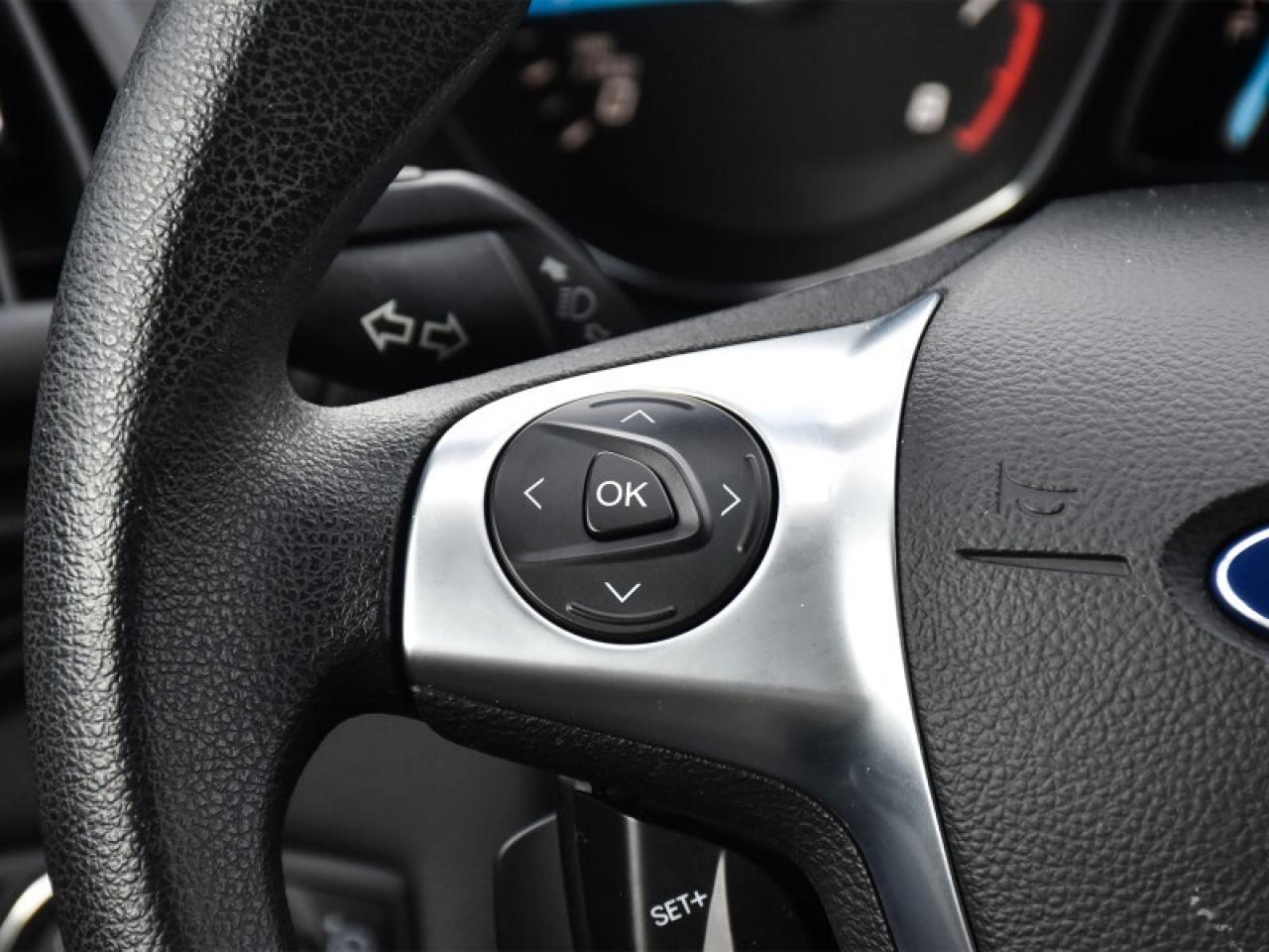 2013 Ford Escape SE   Low Milage   Cruise Control   Keyless Entry Photo