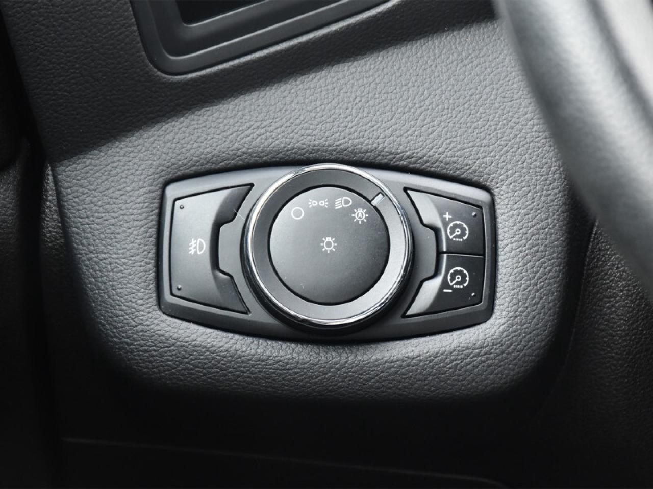 2013 Ford Escape SE   Low Milage   Cruise Control   Keyless Entry Photo