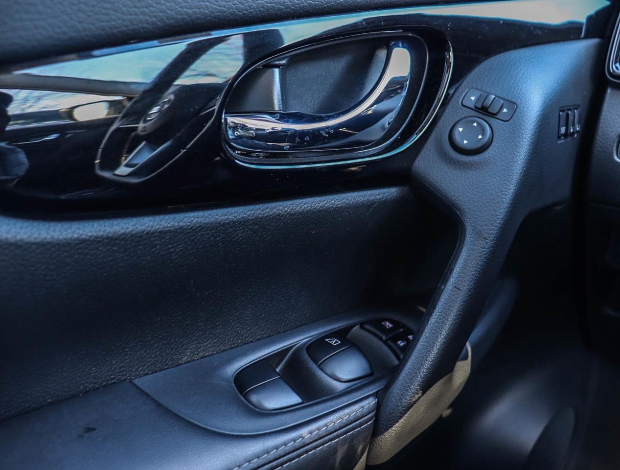 2023 Nissan Qashqai SL Photo