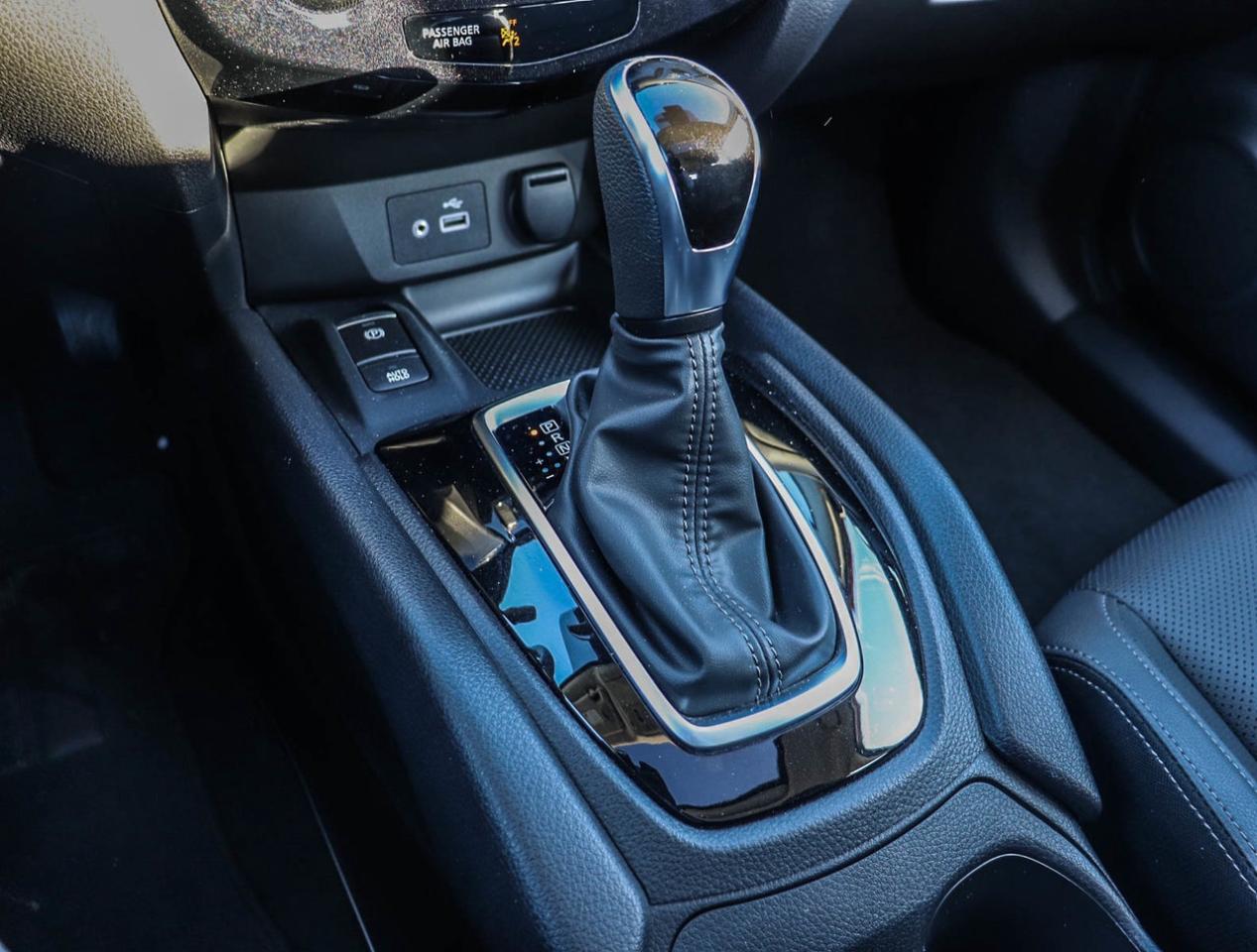 2023 Nissan Qashqai SL Photo