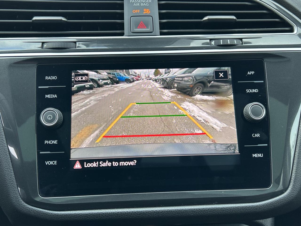 2024 Volkswagen Tiguan NEW TIRES & BRAKES, PANOROOF,CARPLAY, REMOTE START Photo