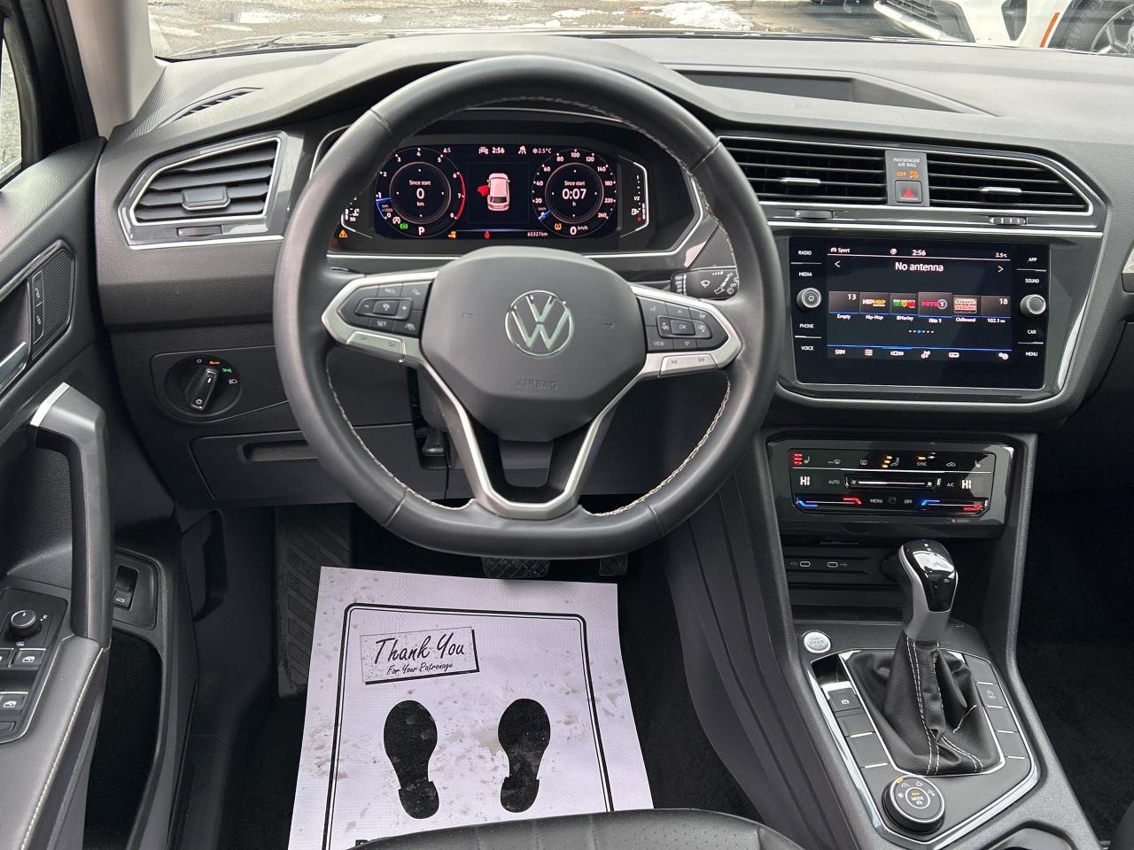 2024 Volkswagen Tiguan NEW TIRES & BRAKES, PANOROOF,CARPLAY, REMOTE START Photo