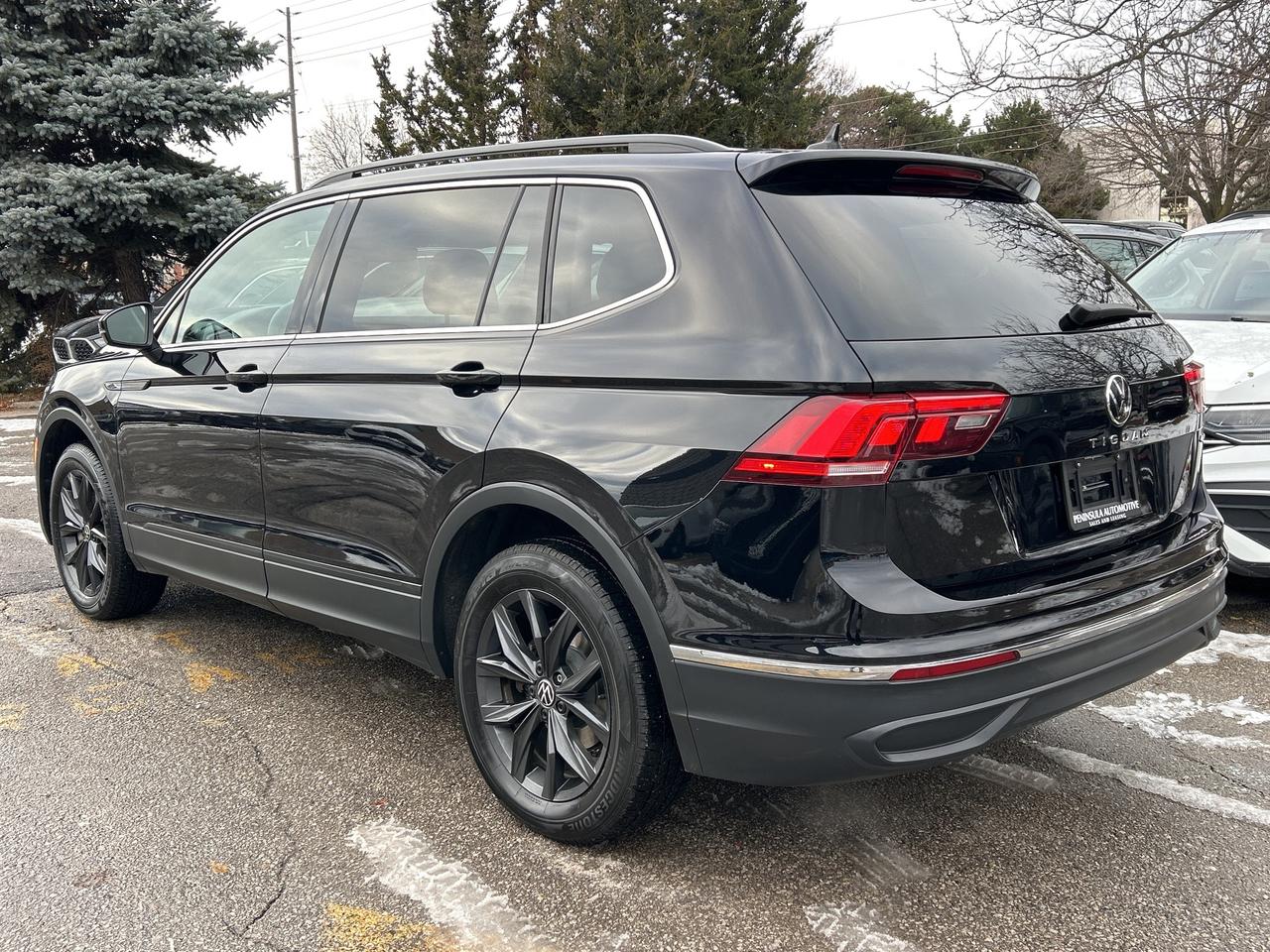 2024 Volkswagen Tiguan NEW TIRES & BRAKES, PANOROOF,CARPLAY, REMOTE START Photo