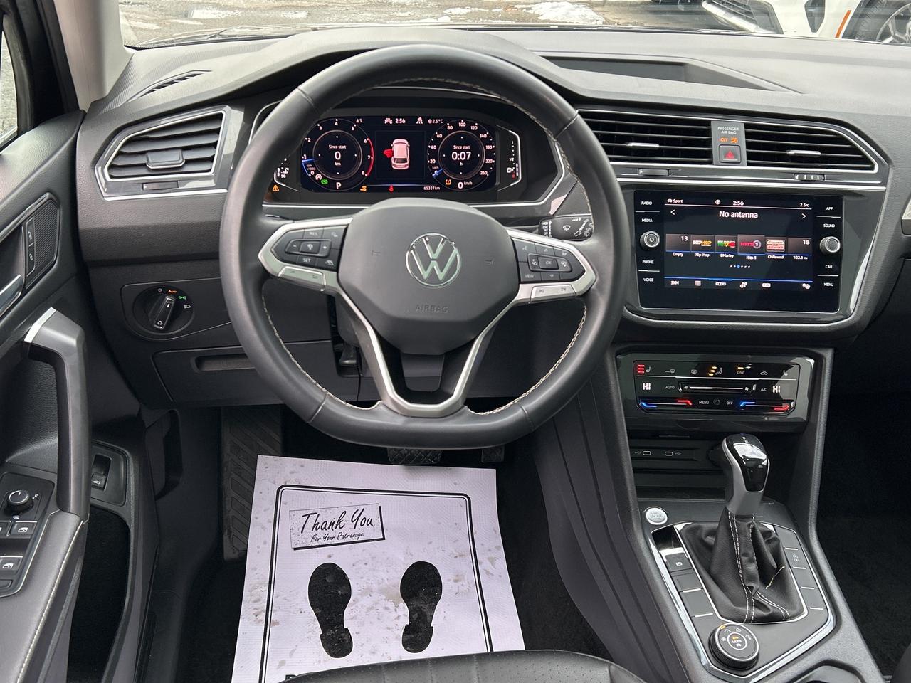 2024 Volkswagen Tiguan NEW TIRES & BRAKES, PANOROOF,CARPLAY, REMOTE START Photo