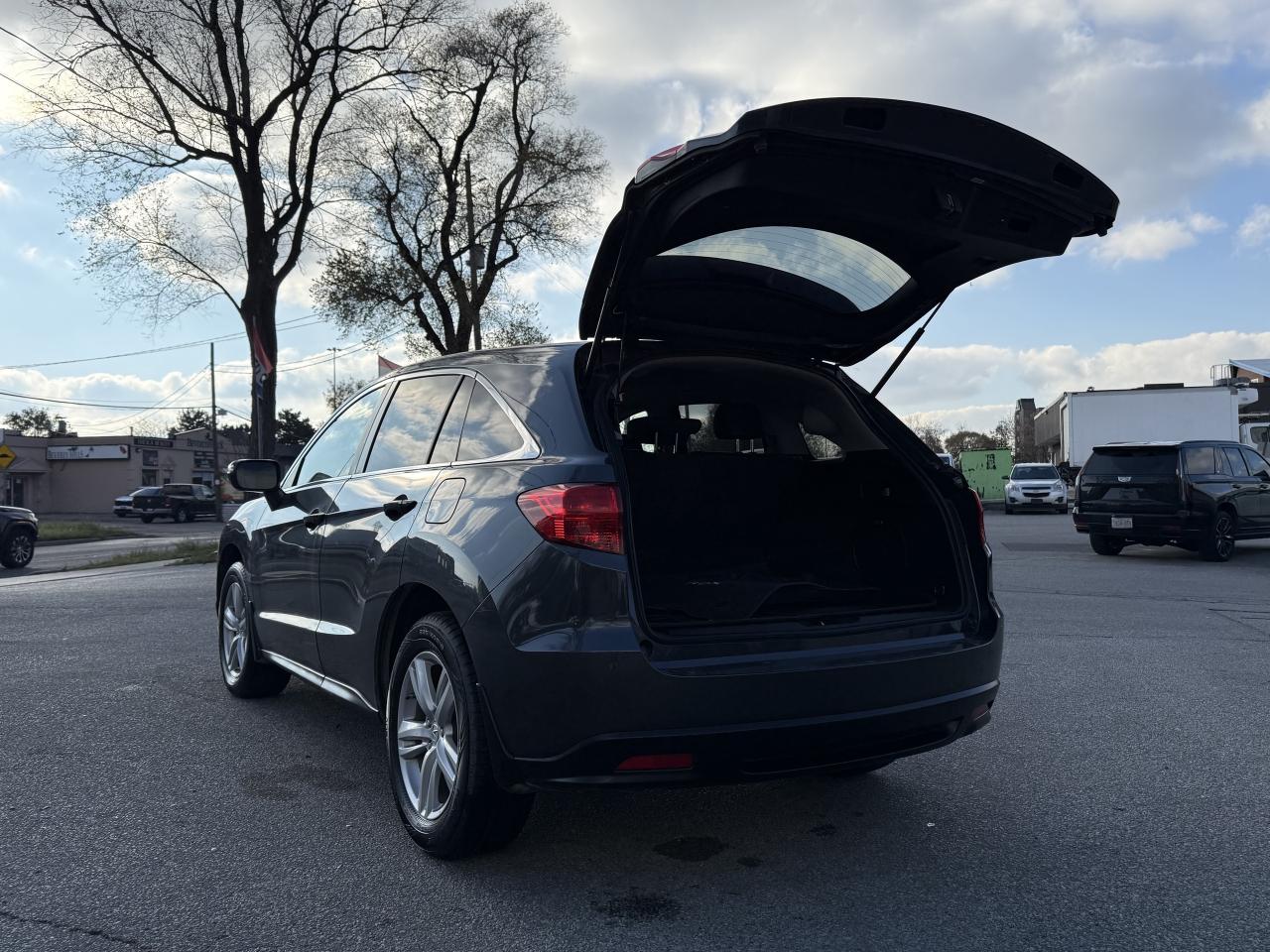 2013 Acura RDX Tech-Pkg l AWD l 2 Owners l Low Km l Leather l Photo