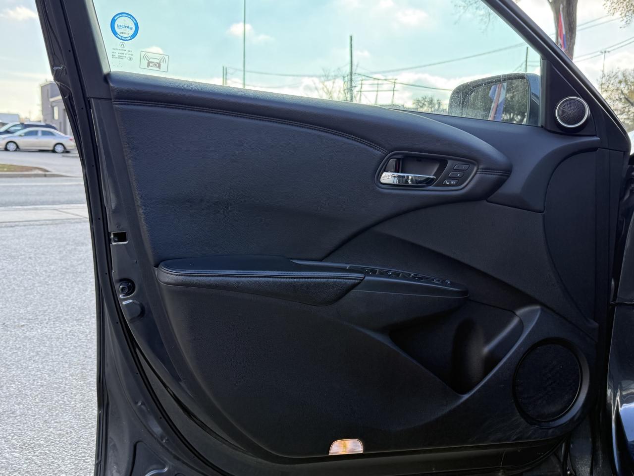 2013 Acura RDX Tech-Pkg l AWD l 2 Owners l Low Km l Leather l Photo